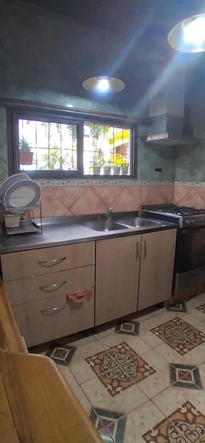 Vivi Iguazu Casa Familiar Villa Пуерто Игуасу Екстериор снимка